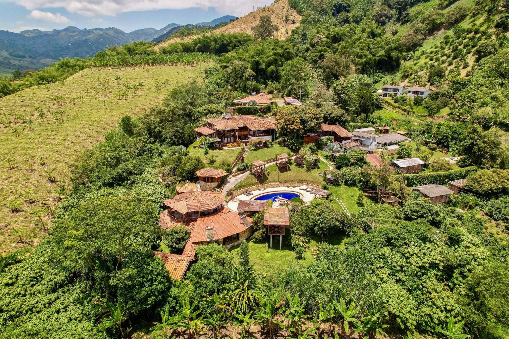 Hotel Spa La Colina Pereira Eksteriør bilde